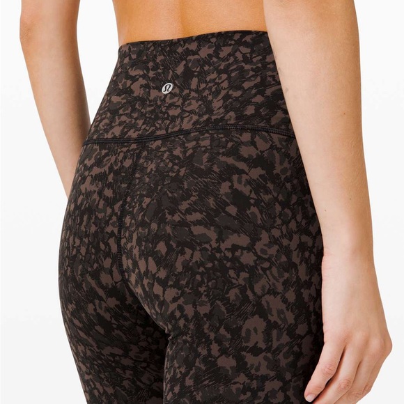 Lululemon leggings - High Rise - Wunder Under - 21 - Picture 4 of 5